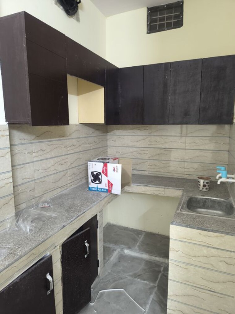 Kitchen, sector 56 1 Bedroom 500 Sq.Ft. Villa In Sector 56 Noida 10287904
