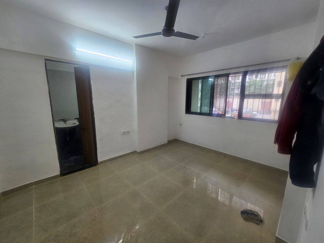 2 BHK + Extra Room Apartment For Sale in RNA NG Royal Park