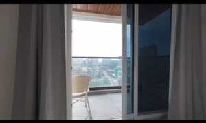 Room in 4 BHK Apartment at Vasavi GP Trends, Nanakramguda – for Rent