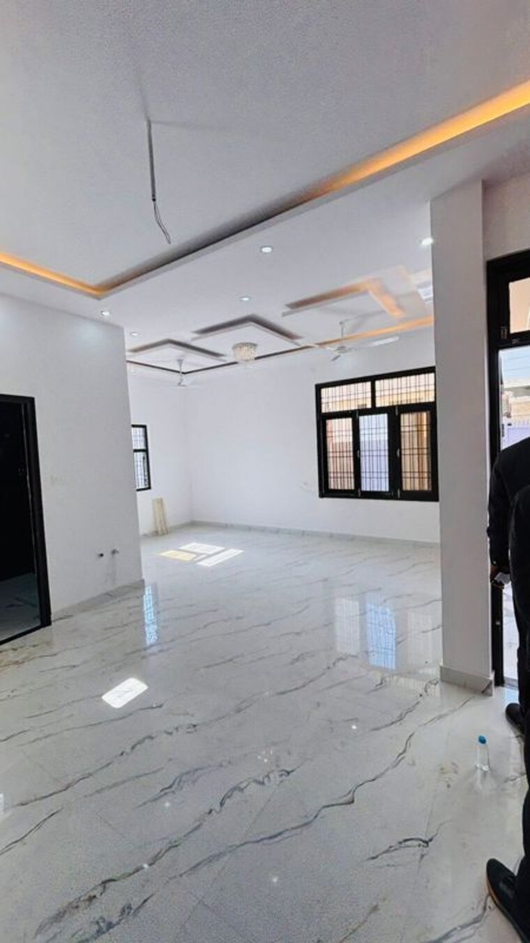 Room, kursi road 2 Bedroom 1000 Sq.Ft. Villa In Kursi Road Lucknow 10287933