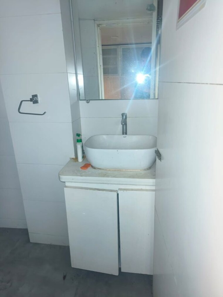 Bathroom, bg-nri-seawoods 5 Bedroom 2200 Sq.Ft. Apartment In Seawoods Sector 56 Navi Mumbai 10287930