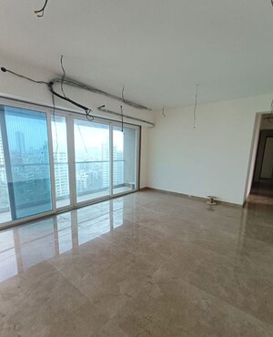 Room in 2 BHK Apartment at 111 Hyde Park, Malad East – for Rent