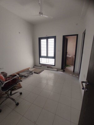 Room in 3 BHK Apartment at Sobha City Gurgaon, Sector 108 – for Rent