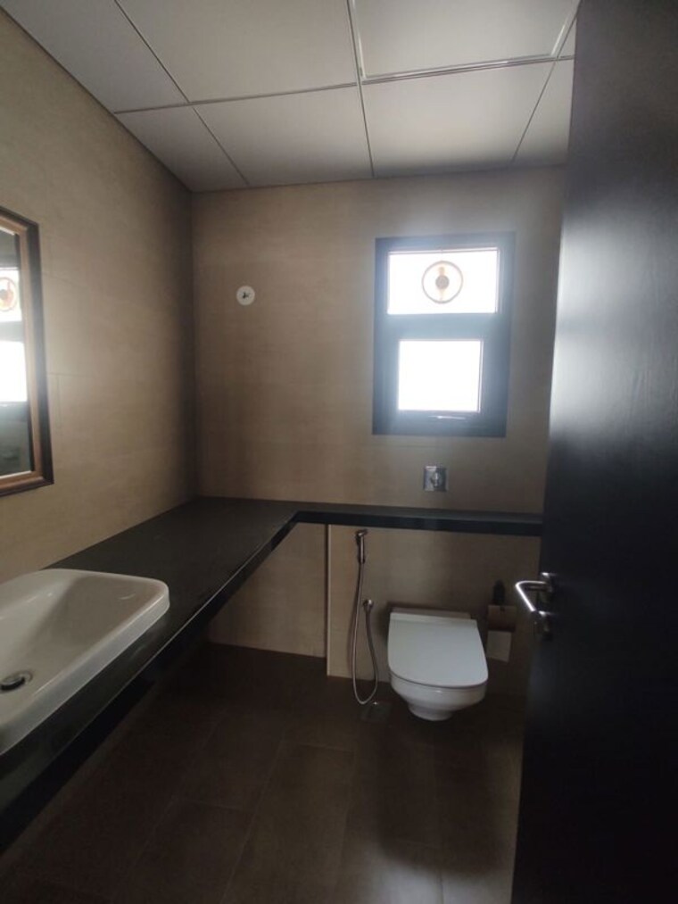 Bathroom, sobha-city-gurgaon 3 Bedroom 2002 Sq.Ft. Apartment In Sector 108 Gurgaon 10288114