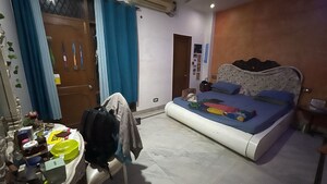 Bedroom in 3 BHK Builder Floor at Kailash Colony – for Rent