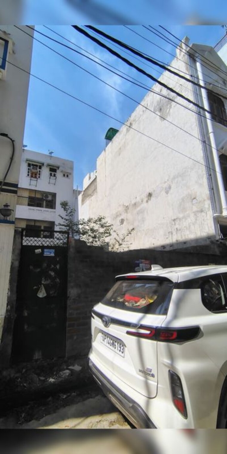 Exterior View, rohini sector 11  90 Sq.Mt. Plot In Rohini Sector 11 Delhi 10258385