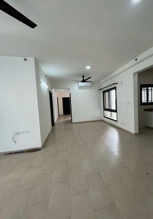 Room in 3 BHK Apartment at Sobha City Gurgaon, Sector 108 – for Rent