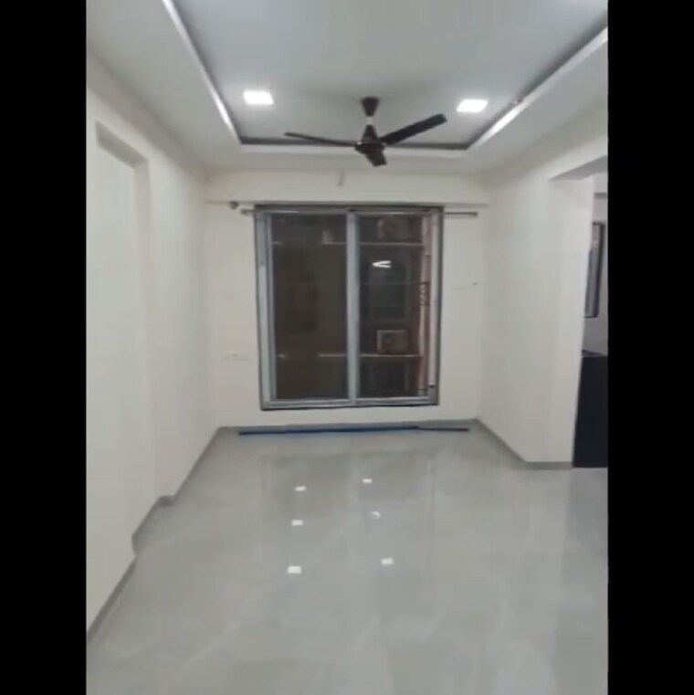 Room, amrapali-platinum 3 Bedroom 1155 Sq.Ft. Apartment In Sector 119 Noida 10288162