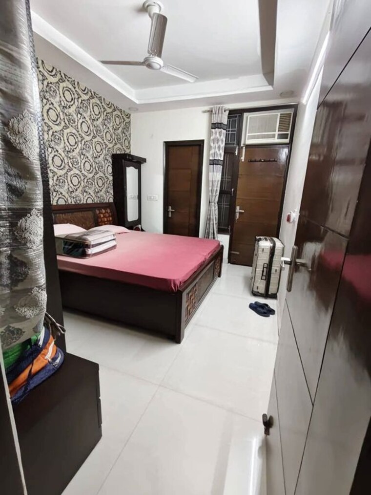 Master Bedroom, sector 9a 2 Bedroom 160 Sq.Yd. Builder Floor In Sector 9a Gurgaon 10288314