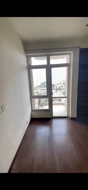 Room in 4 BHK Apartment at BPTP Park Elite Premium, Sector 84 – for Rent