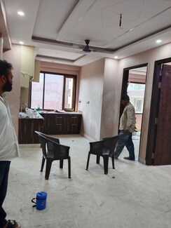 3.5 BHK + Pooja Room Builder Floor For Rent in Chattarpur