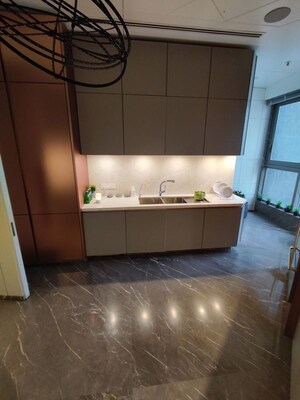 Bathroom in 6 BHK Apartment at Hubtown 25 South, Prabhadevi – for Sale