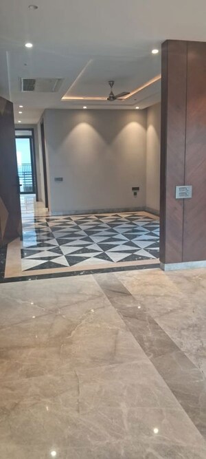 Room in 5 BHK Builder Floor at Basant Lok – for Sale
