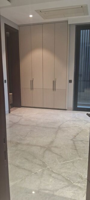 Room in 5 BHK Builder Floor at Basant Lok – for Sale