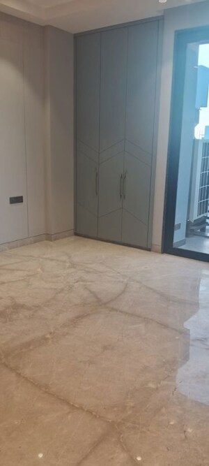 Room in 5 BHK Builder Floor at Basant Lok – for Sale