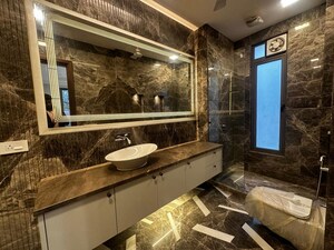 4 BHK Builder Floor – Exterior View View at Defence Colony - for Rent