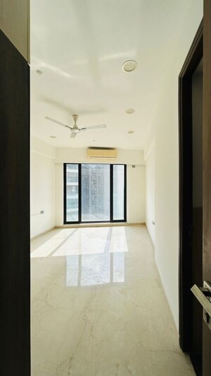 Room in 3 BHK Apartment at Rustomjee Oriana, Bandra East – for Rent