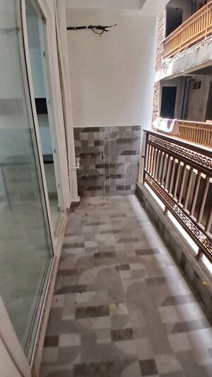Balcony in 3 BHK Builder Floor at Sector 49 – for Rent