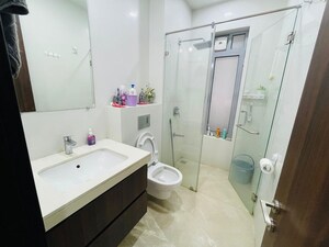 Team Area in 2 BHK Apartment at Piramal Vaikunth Cluster 1, Balkum Pada – for Sale