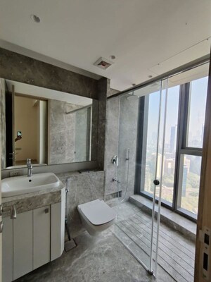 Attached Bathroom in 5 BHK Apartment at Rustomjee Crown, Prabhadevi – for Sale