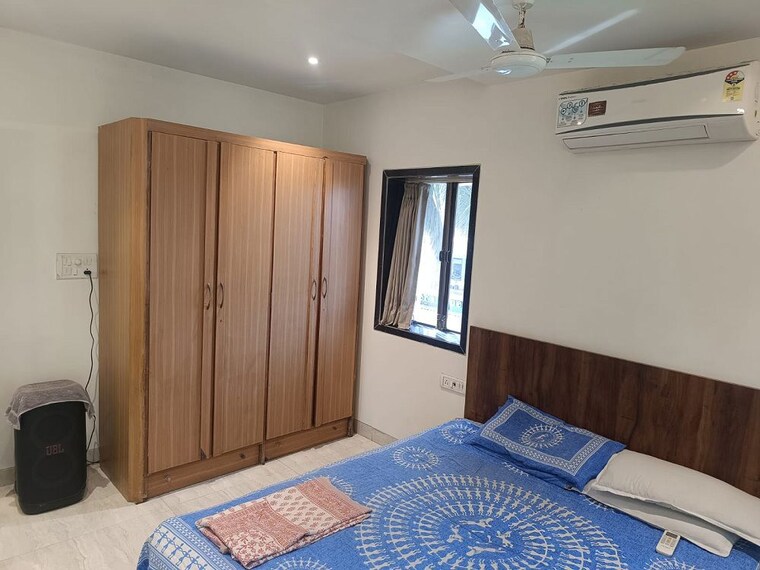 Bedroom, bandra west 2 Bedroom 700 Sq.Ft. Apartment In Bandra West Mumbai 10288687