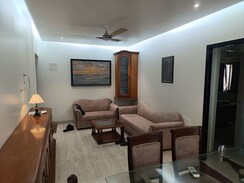 2 BHK + Pooja Room Apartment For Rent in Bandra West