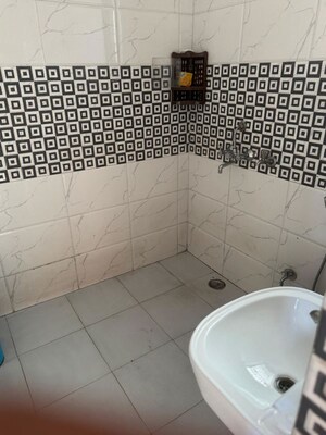 Bathroom in 1 RK Builder Floor at Sector 45 – for Rent