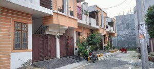 1 BHK Independent House For Sale in Wazirganj