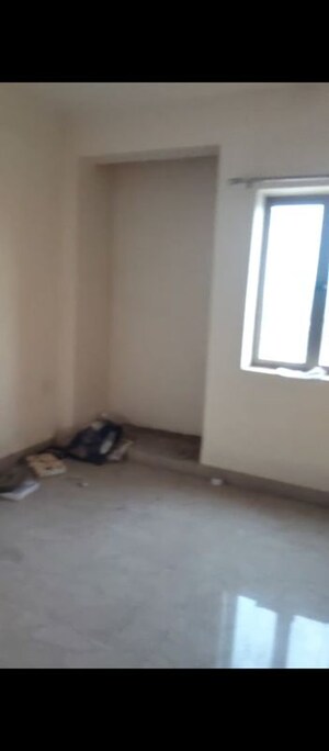 Room in 2 BHK Apartment at Eros Sampoornam, Sector 2 Greater Noida – for Sale