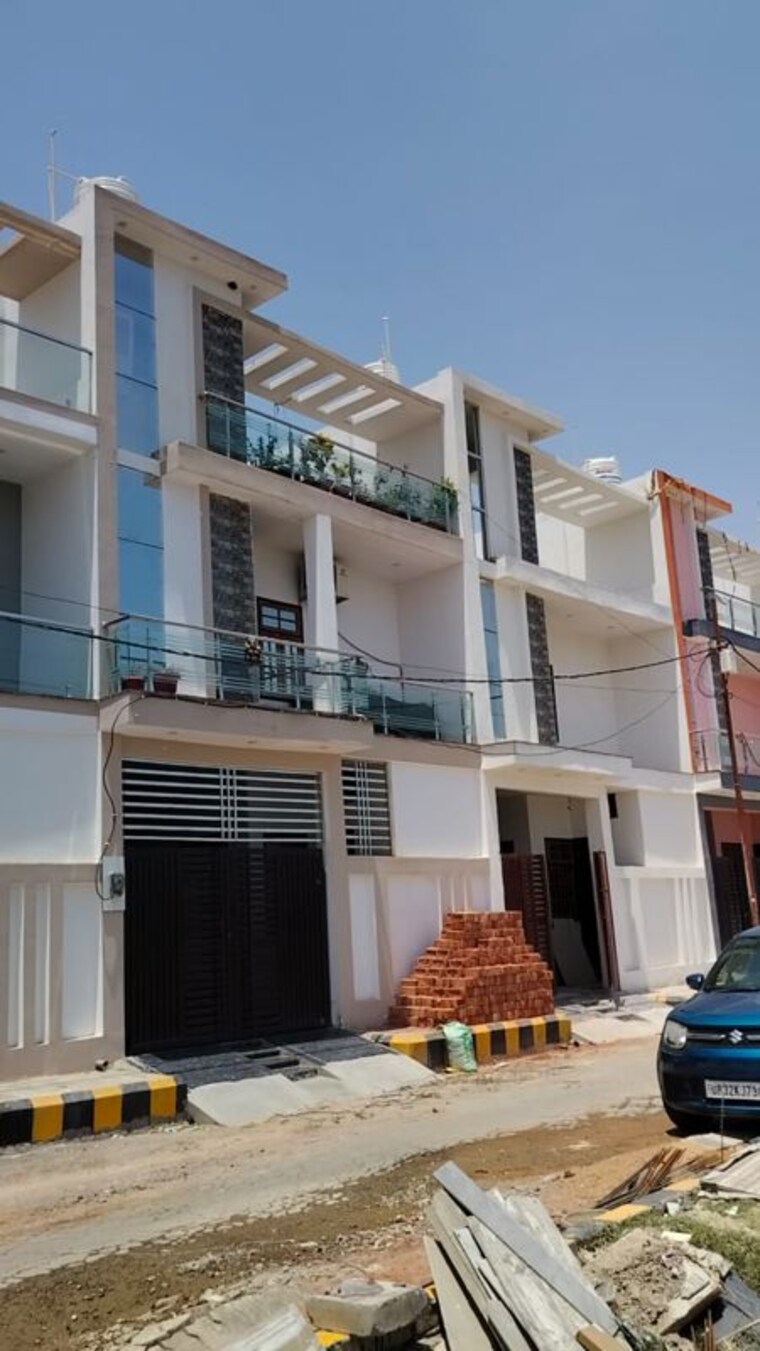 Exterior View, sarojini nagar 3 Bedroom 800 Sq.Ft. Independent House In Sarojini Nagar Lucknow 10288795