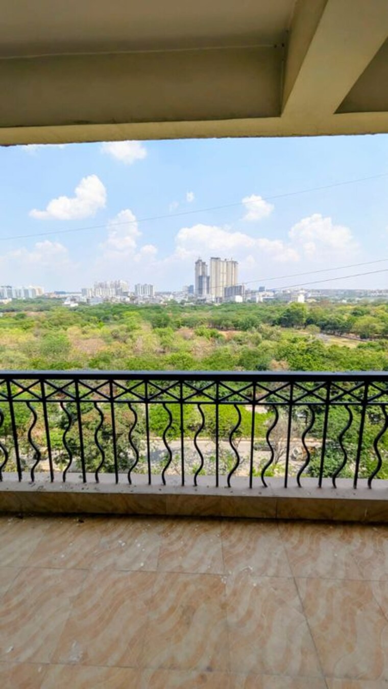 undefined, sector 52 3 Bedroom 1800 Sq.Ft. Apartment In Sector 52 Gurgaon 10289064