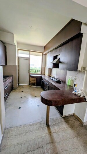 Kitchen in 3 BHK Apartment at Sector 52 – for Rent