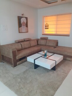 Apartment For Rent in Sai Ambience & Sai Vision