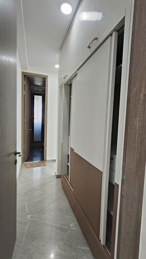 Building Lobby in 3 BHK Apartment at Prestige Jasdan Classic, Mahalaxmi – for Rent