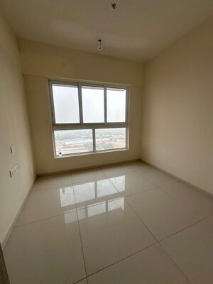 Room in 2 BHK Apartment at The Wadhwa Atmosphere, Mulund West – for Rent