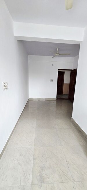 Room in 1 BHK Apartment at Mahadevpura – for Rent