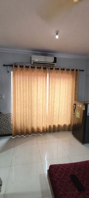 1 RK Apartment For Rent in Royal Palms Piccadilly Condos, Goregaon East