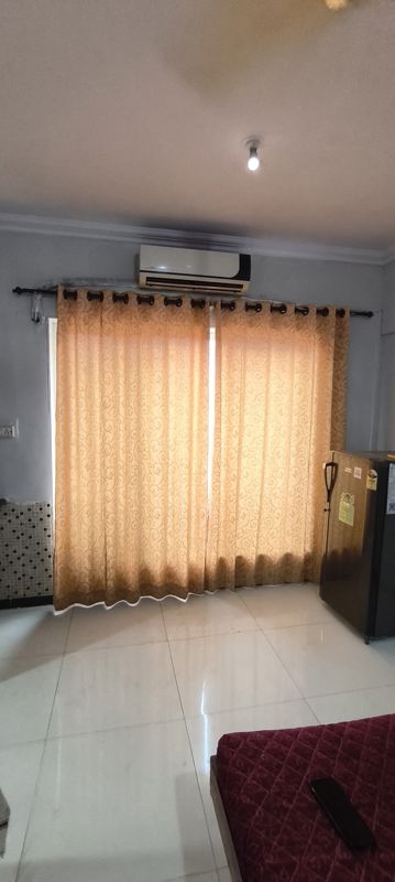 1 Rk+ Extra Room Apartment For Rent in Royal Palms Piccadilly Condos