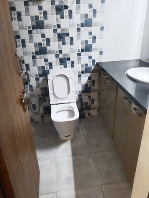 Master Bedroom in 3 BHK Apartment at Balewadi – for Rent