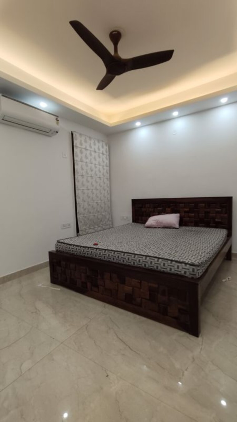 Bedroom, saket 4 Bedroom 200 Sq.Ft. Builder Floor In Saket Delhi 10289667