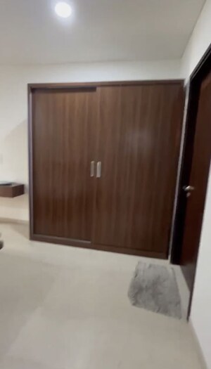 Furnished Amenities in 3 BHK Apartment at Lokhandwala Infrastructure Minerva, Mahalaxmi – for Rent