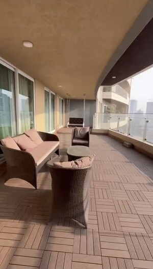 Team Area in 3 BHK Apartment at Lokhandwala Infrastructure Minerva, Mahalaxmi – for Rent