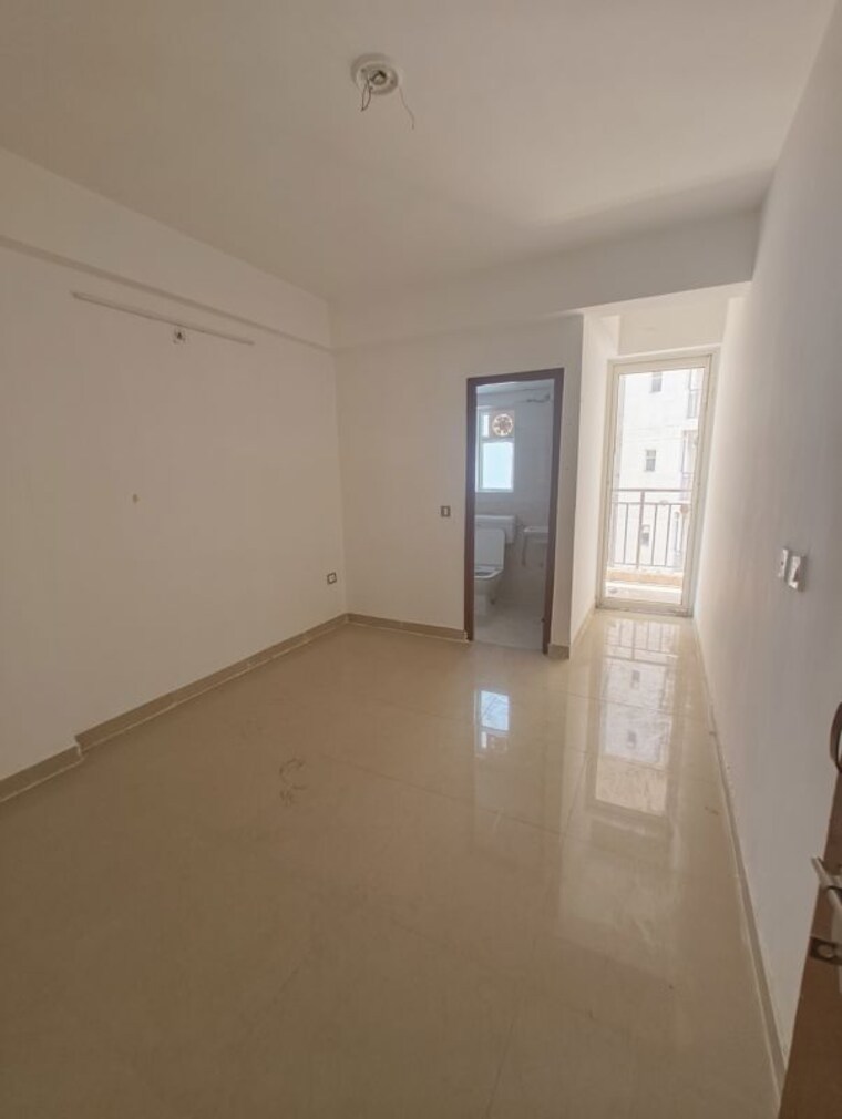 Room, rof-amaltas 3 Bedroom 745 Sq.Ft. Apartment In Sector 92 Gurgaon 10289730