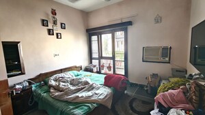 Bedroom in 3 BHK Villa at Sector 7 – for Rent