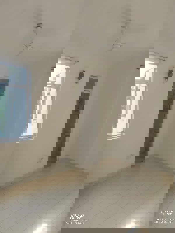 2 BHK +  1000 Sq.Ft. Apartment in Maple Heights