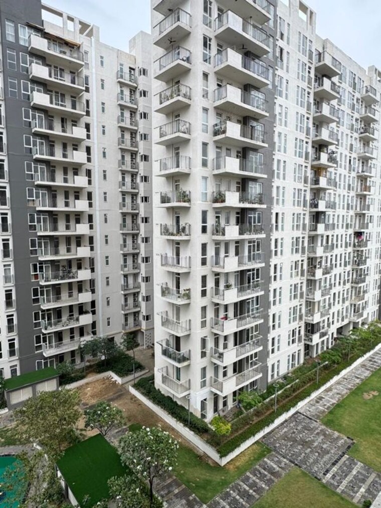 Exterior View, ireo-the-corridors 2.5 Bedroom 1542 Sq.Ft. Apartment In Sector 67a Gurgaon 10289802