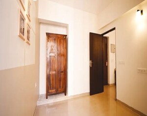 Room in 3 BHK Apartment at Noida Extension – for Sale