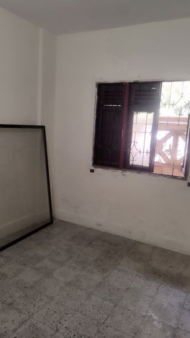 Room, dombivli west  560 Sq.Ft. Apartment In Dombivli West Thane 10289907