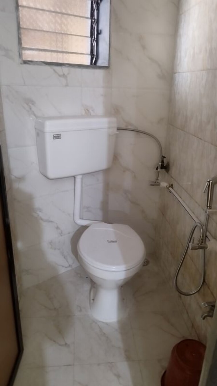 Bathroom, dombivli west  560 Sq.Ft. Apartment In Dombivli West Thane 10289907