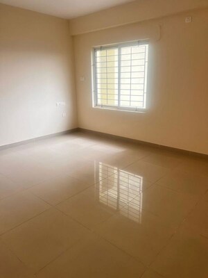 Room in 3 BHK Apartment at Citrus Aries Lakeview, Jakkuru – for Sale